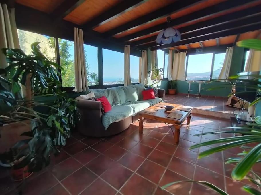 아로요 데 라 미엘 Vivienda Acogedora Con Piscina 빌라 외부 사진